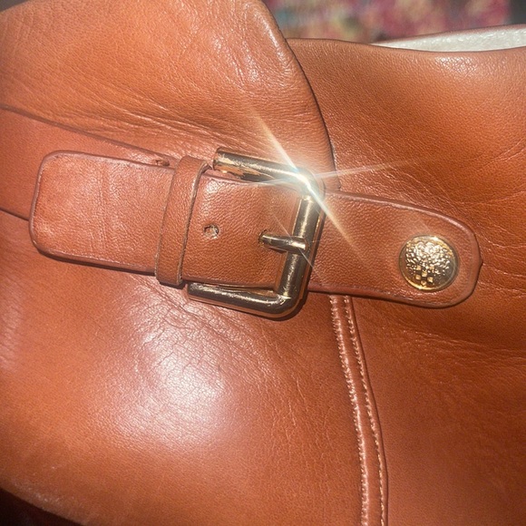 Open Toed Bootie Heels 🍂🤎👜 - Picture 3 of 9